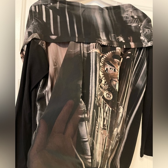 Designer’s Beautiful Black Top by XD Xenia Design - Picture 5 of 7